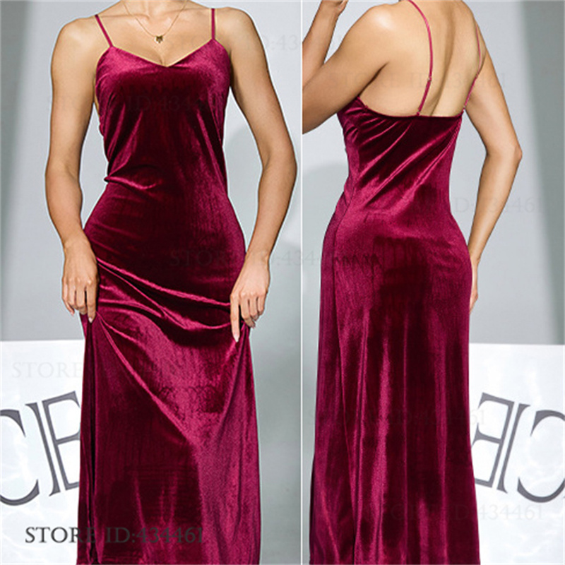 Sexy Female Velvet Twinset Rob - Summer Nights Clothing recension och pris